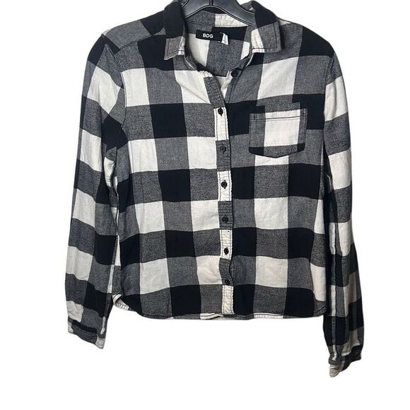 BDG Urban Outfitters Women’s Size Medium Button Down Flannel Black White Buffalo - Picture 1 of 4